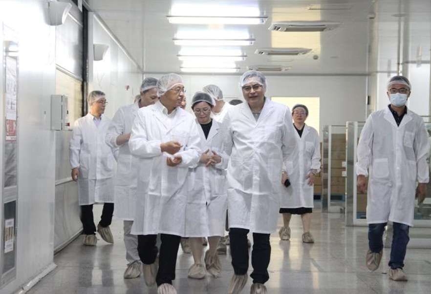 上海长征娱乐领导一行来我公司调研指导工作